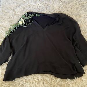 🌟RELAXED BLACK TOP🌟